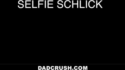 Папочка, а что ты хочешь трахнуть, мою киску или задницу?