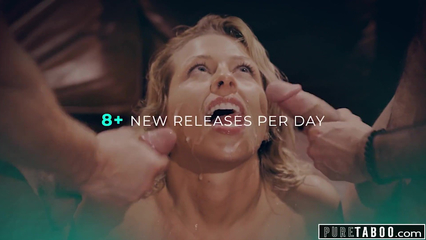 Не стала ломаться и согласилась на двойное проникновение с сыновьями