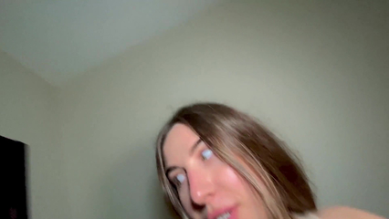 Грубо выебал подругу с большими сисечками в общежитии после уроков