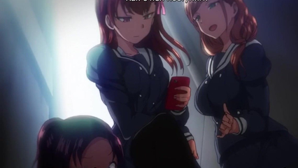 Грудастые аниме девушки делят между собой стоячий член парня