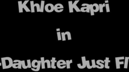 Молодая падчерица соблазнила отчима и сделала ему слюнявый минет