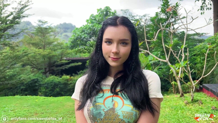 Похотливая студентка вместо уроков хочет, чтобы ее трахнули