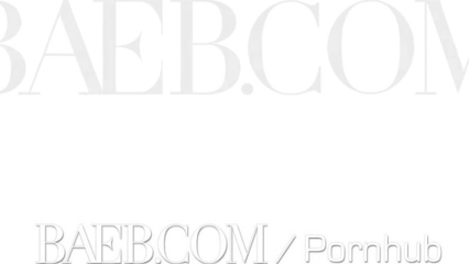 Гибкая красотка любит, когда ее трахают с кремпаем в киску