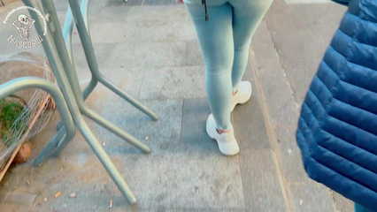 Пацан развел симпатичную незнакомку на отсос петрович на улице