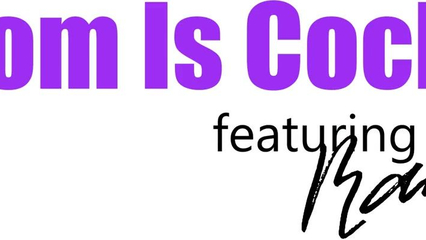 Показала сыну свою киску, и теперь его член внутри меня