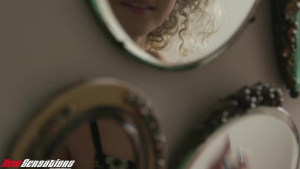 Не стала ломаться и раздвинула ноги перед незнакомцем с большим членом